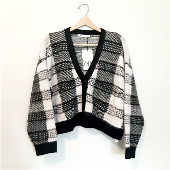 Zara Sweaters - NWT Zara beautiful soft plaid sweater small